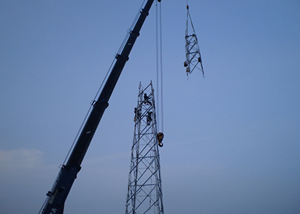 通信局(携帯電話アンテナ)工事(仮設・基礎・組み立て・点検)